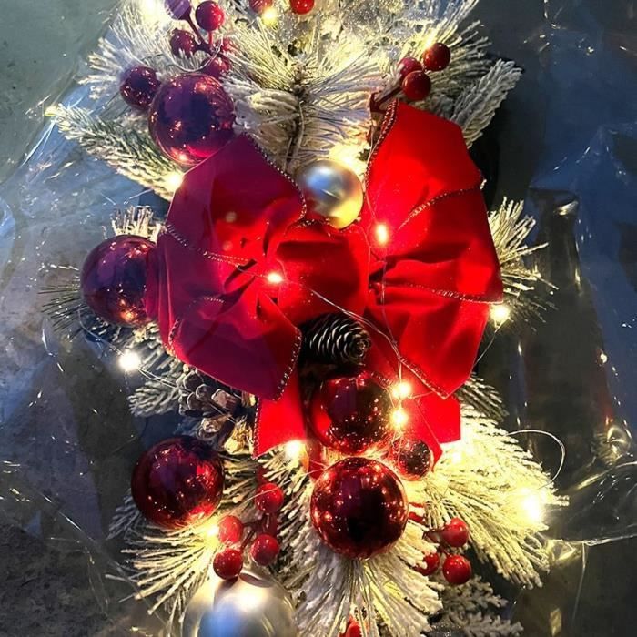 Guirlande de Noël 2.7M, Guirlande Sapin Artificiel, Guirlande Artificielle  Noël avec Fruits Rouges et Pommes de Pin, Noël Décoration pour Escalier
