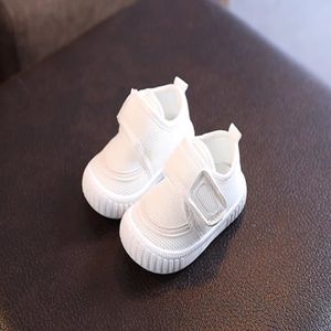 BABIES Chaussures de sport blanches pour bébé en maille t