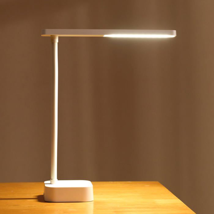 Lampe de bureau LED - Yeelight - Intensité variable - 28.4 cm de hauteur - Silicone - USB-C - Noire Lampe de bureau LED - Yeelight - Intensité variable - 28.4 cm de hauteur - Silicone - USB-C - Noire