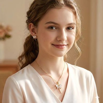 Parure De Bijoux Pendentif Peace And Love Avec Boucles D'oreilles Clou - Cristal Diamant, Occasion