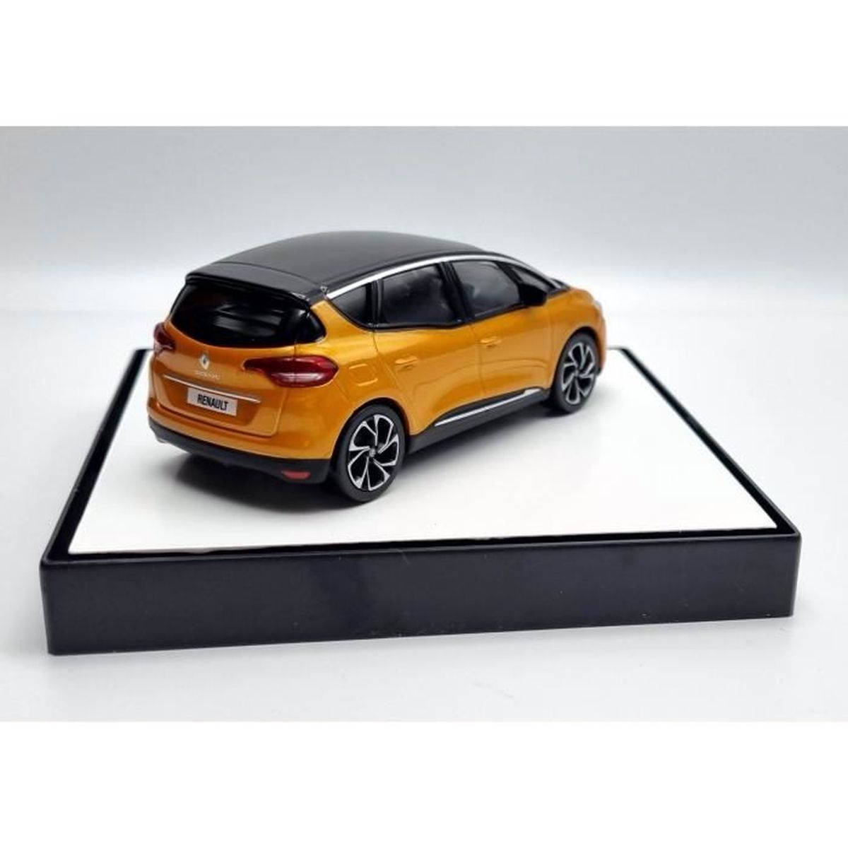 renault scenic miniature
