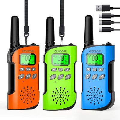 Talkie-Walkie HUNICOM H-628 – Portée 5 Km – 16 Canaux – VOX Mains Libres – Lampe LED Intégrée – Pour Adultes Et Enfants – 0,5 W