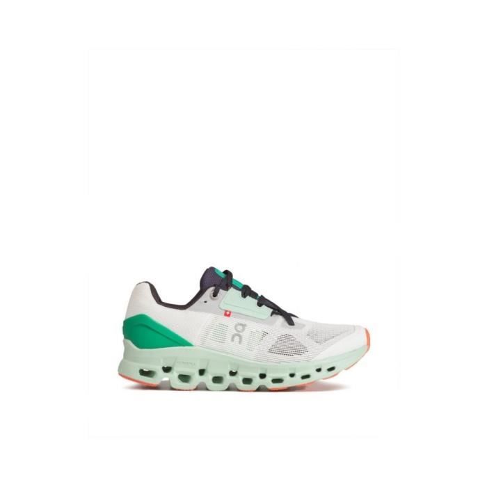 chaussures de running - on running - cloudstratus - femme - vert - régulier