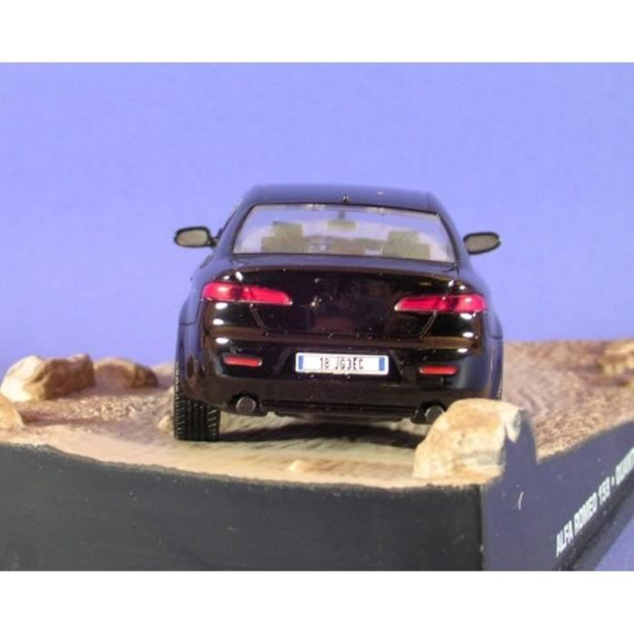 Voiture miniature ALFA ROMEO 159 QUANTUM OF SOLACE JAMES