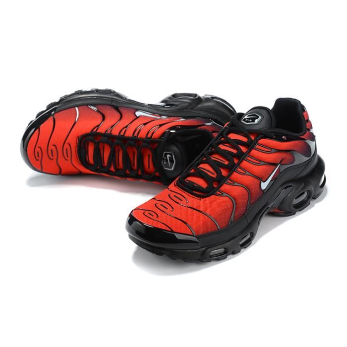 Baskets NIKE AIR MAX PLUS TN Noir Hommes