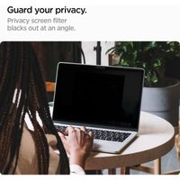 Spigen SafeView Filtre de Confidentialité Protection Écran pour MacBook Air 13.6 Pouces M3 2024,M2 2022,1 Unité