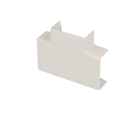 Installez une goulotte 50x80mm de Legrand [011020