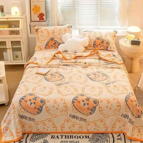 MIULEE Couverture Plaid Flanelle Velours Canapé Chambre Sofa Peut Ëtre Utilisé dans 4 Saisons 1 Pièce Douce Fourrure Polaire Douce et Chaude Voilage Bébé 220X240CM Beige MIULEE Couverture Plaid Flanelle Velours Canapé Chambre Sofa Peut Ëtre Utilisé dans 4 Saisons 1 Pièce Douce Fourrure Polaire Douce et Chaude Voilage Bébé 220X240CM Beige