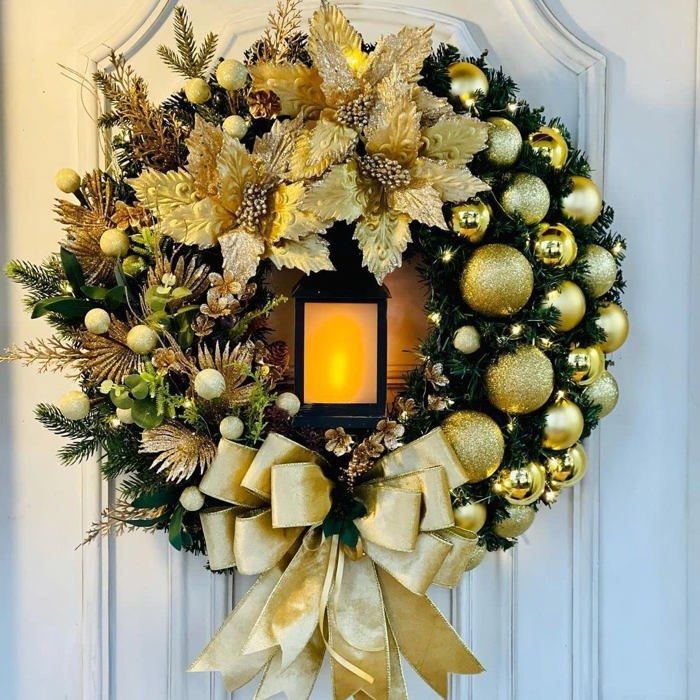 Couronne de Noël pour porte dentrée40cmavec lanterne et nœudsguirlande artificielle pour les fêtes de fin dannée (dorée)