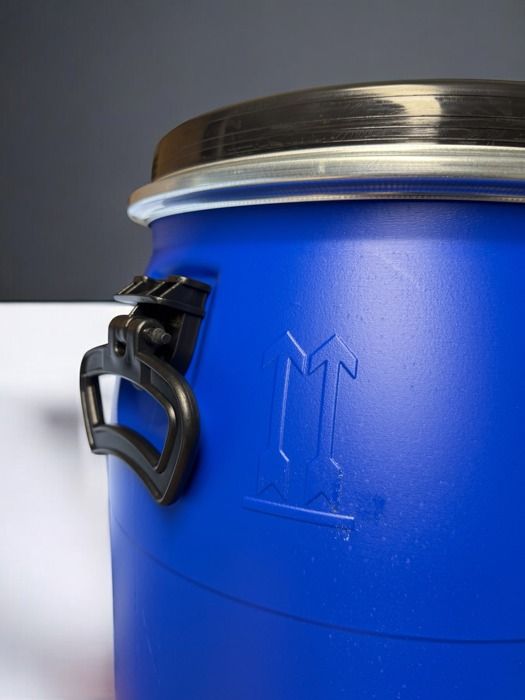 Fût Plastique 60L Avec Couvercle - Bidon Stockage Alimentaire - HDPE Alimentaire - Pour Eau, Grains, Produits