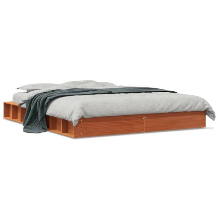 Promotion doctobre Cadre de lit - 2 place/personne - sans matelas - cire marron 150x200cm bois pin massif FR20482