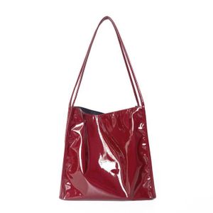 Sac a 2025 main rouge vernis
