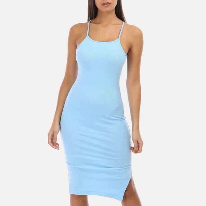 Une robe bleue claire on sale
