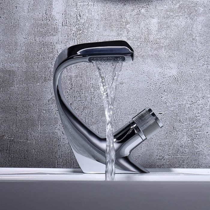 https://www.cdiscount.com/pdt2/6/6/5/1/700x700/auc3094865479665/rw/robinet-salle-de-bain-noir-moderne-robinet-de-lav.jpg