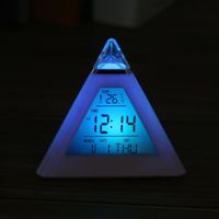 4 Couleurs Led Changement Numérique Réveil Bureau Gadget Numérique Thermomètre Nuit Glowing Cube Lcd Horloge