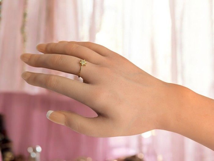 Bague réglable étoile en Acier doré et Pierre transparente Doré