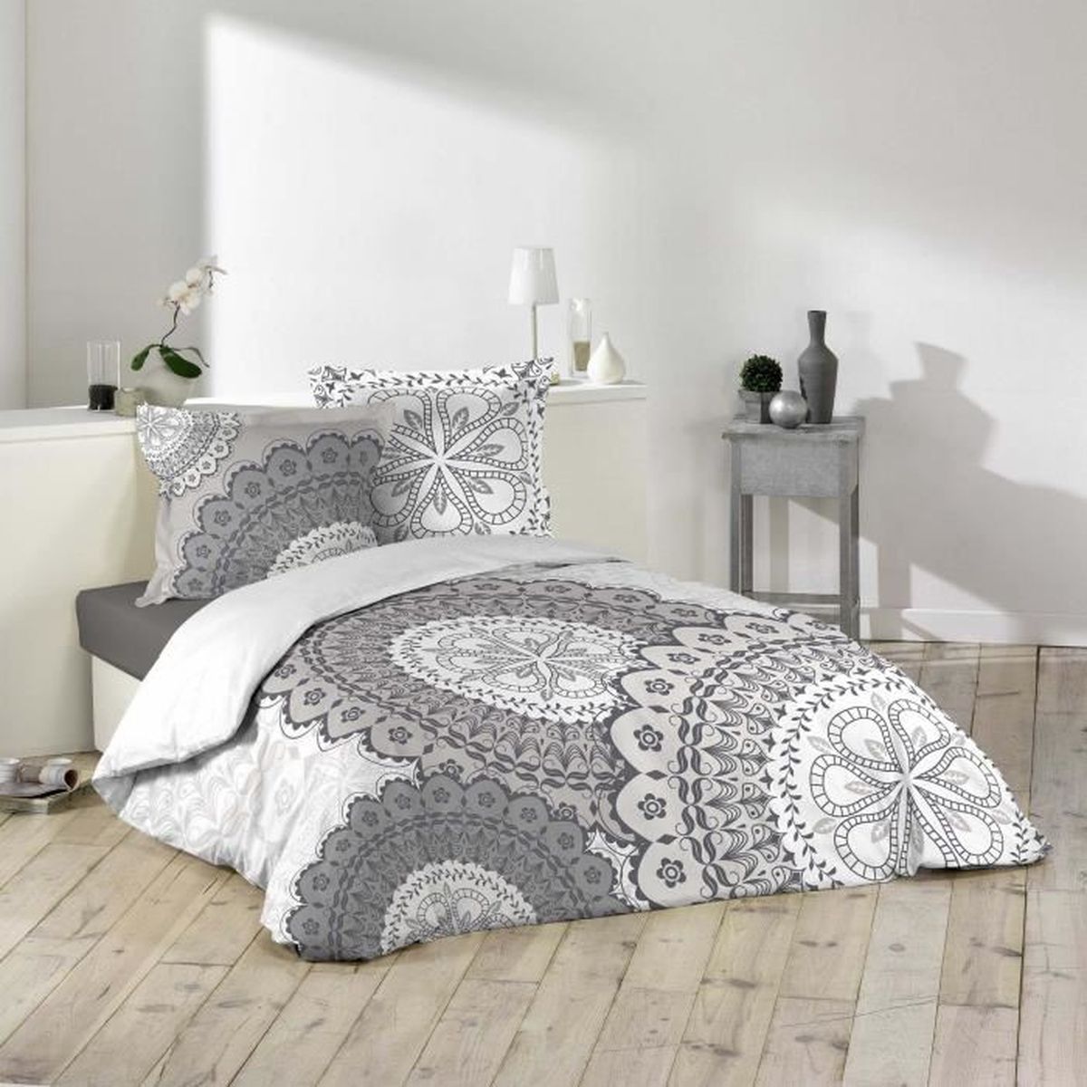 Housse de couette 240x220 cm + 2 taies d