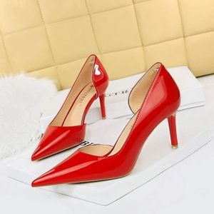 Escarpin rouge bout rond shop