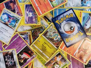 CARTE A COLLECTIONNER Lot 50 Cartes Pokemon Officielles Francaises Sans 