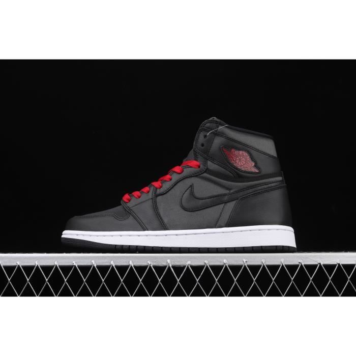 Jordan rouge noir gris clearance