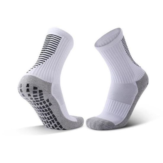 Skythrive Chaussettes Antidérapantes Foot Lot de 3 Paires pour Homme et Femme - Chaussettes Sport Antidérapantes pour Football, Basketball, Course à Pied, Blanc, 39-46