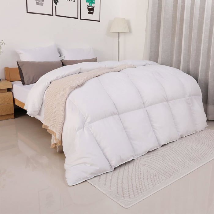 Couette Toutes Saisons 135x200 Cm - Microfibre Respirante 350 G/m² - Lavable - Certifié Oeko-Tex