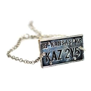 Bracelet KAZ 2Y5 Plaque D’immatriculation Supernatural - Acier Inoxydable - Neuf Avec étiquettes