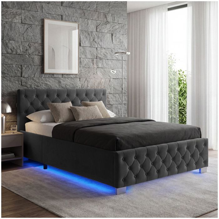 Lit - TECTAKE - Lit coffre VENISE en bois à laspect velours capitonné avec bandes LED sommier inclus 140 x 200 cm - Noir