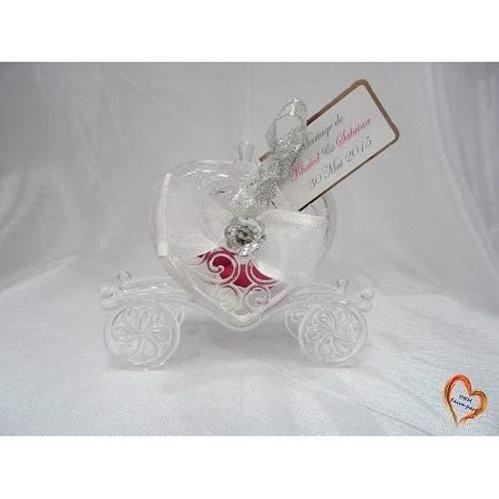Boite à dragée en forme de carrosse à cœur transparent X12 
