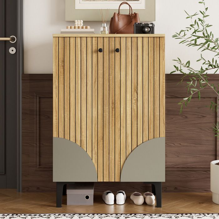 Meuble à chaussures 2 portes 60 x 32 x 94 cm aspect bois avec étagères et pieds noirs en PVC