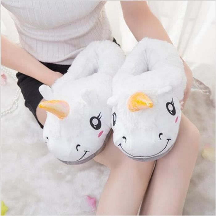 pantoufle peluche femme