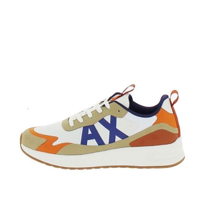 Armani Exchange Basket Armani Exchange - Réf. XUX114-XV514-K691. Couleur : Beige Blanc Bleu Orange. Détails. - Tige en cuir synthétique et