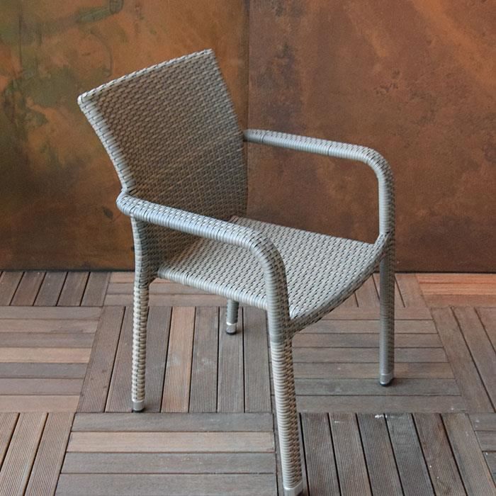 Chaise en résine tressée plate gris dauphin Alton