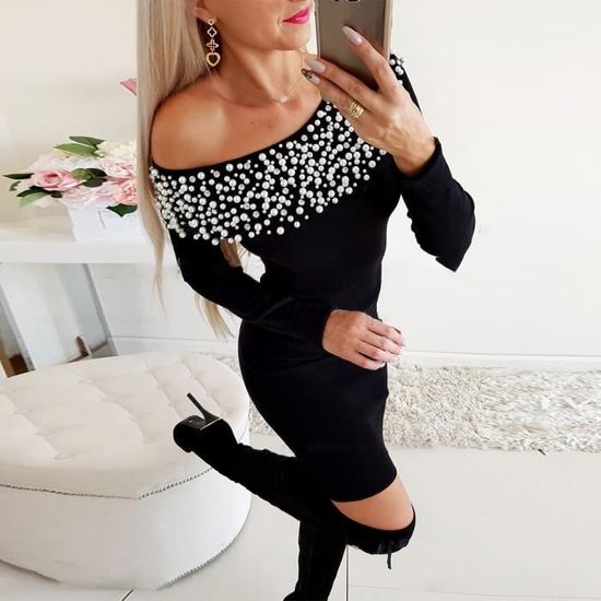 Robe noir avec perle new arrivals