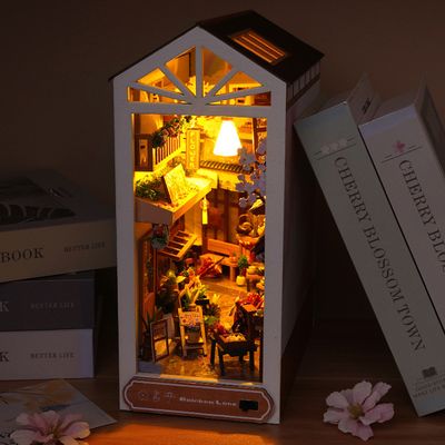 Kit Book Nook DIY Exploration Interstellaire – Maison Miniature LED Détection, Puzzle 3D Bois, Lampe Livres Ado Adulte