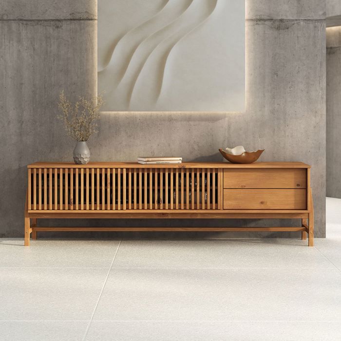 Meuble TV ADAMO L 180 cm en Bois Massif Couleur Chêne avec 2 Portes Coulissantes 2 Tiroirs Pour TV jusquà 203 cm (80) Meuble TV ADAMO L 180 cm en Bois Massif Couleur Chêne avec 2 Portes Coulissantes 2 Tiroirs Pour TV jusquà 203 cm (80)