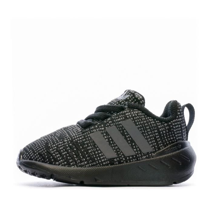 Adidas swift run noir top