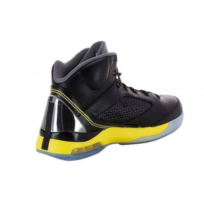 Yellow Air Jordan Flight Remix Basket Air Jordan Flight Remix Noir