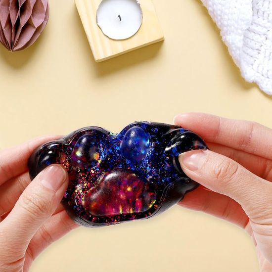 Jouet Sensoriel Mini Chaton Squishy, Balle Anti-Stress Super Douce pour l'Anxiété, Jouet Mignon en Forme de Chat pour Enfants et Adultes, Bas de Noël