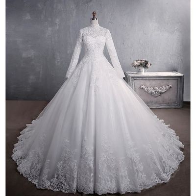 Robe de mariee en dentelle a col montant a manches longues a queue trainante grande taille Robes de mariee musulmanes sur Blanc Cdiscount Pret a Porter