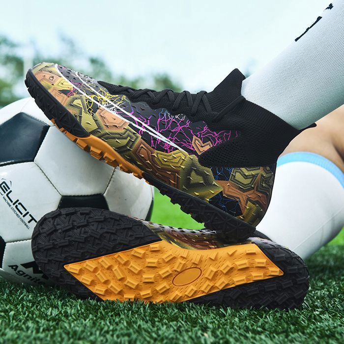 BINBINNIAO Chaussures De Football à Crampons Hommes - Chaussures D'Entraînement Antidérapantes Plein Air - Sport Compétition Jeunes Unisexe
