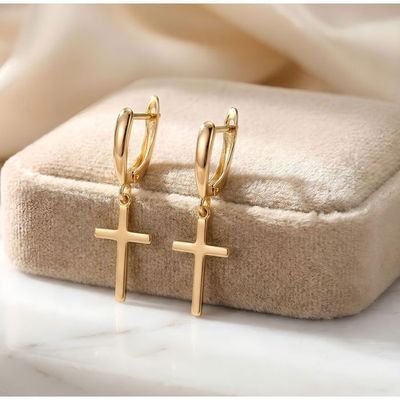 Boucles D'Oreilles Dormeuses Croix - Plaqué Or - Bijou Fantaisie Religieux - Neuf Avec Étiquette