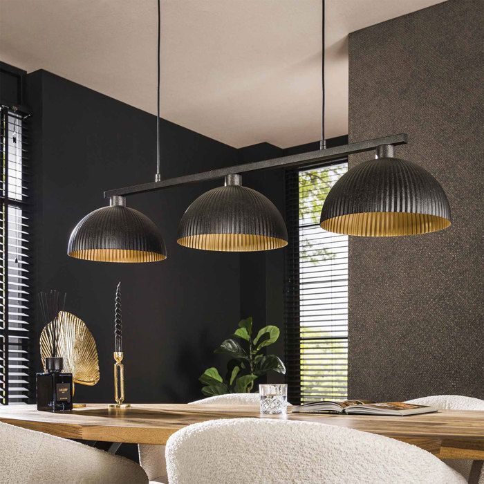 Suspension 3 lampes 120x30x150 cm en métal noir et doré Suspension 3 lampes 120x30x150 cm en métal noir et doré