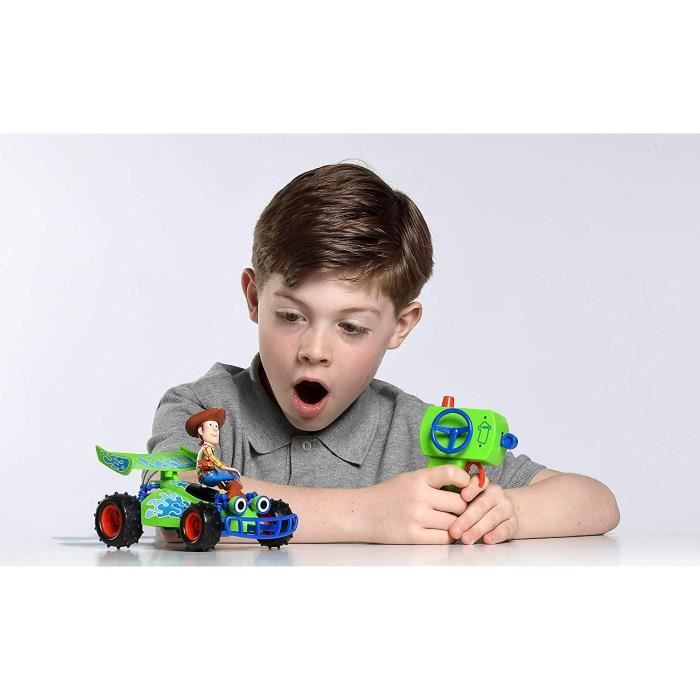 Voiture télécommandée deals buzz et woody