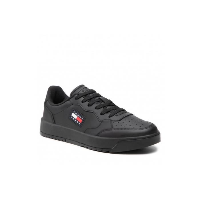 Tommy Hilfiger Chaussures TOMMY HILFIGER EM0EM00900BDS Noir - Homme/Adulte