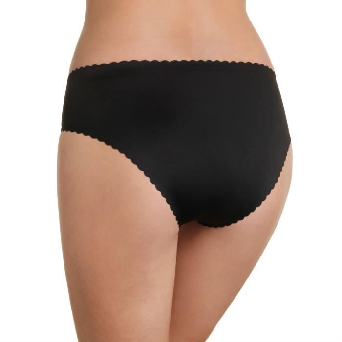 Dim slip body touch outlet
