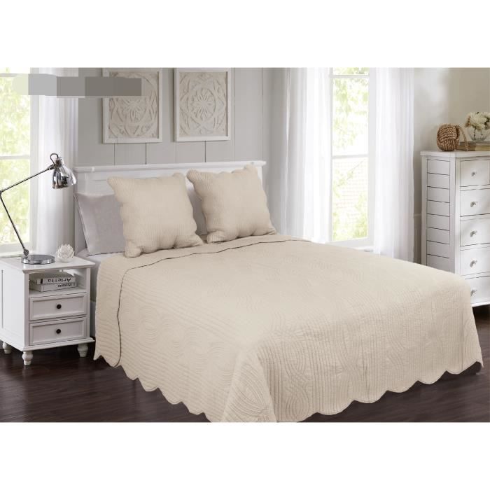 Couvre-lit Boutis 230x250 + 2 Taies 63x63 Cm - Motif Placé - Patchwork