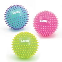 Balle bicolore pour bébé LUDI - Diamètre 15 cm - PVC - Rose, bleu ou vert