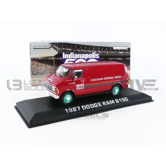 GREENLIGHT COLLECTIBLES - 1/18 - CHEVROLET CORVETTE C4 COUPE - A TEAM - 1984 - 13532 | Rakuten