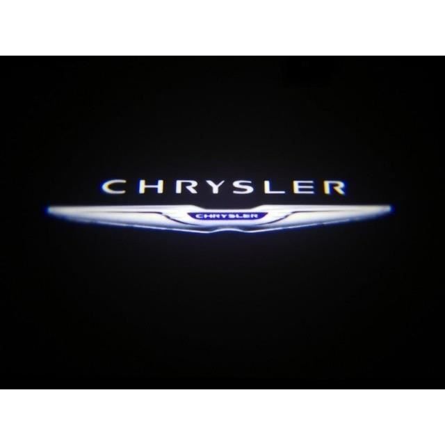 couleur l2 Versez Chrysler 300C LED Porte Logo Lumière Voiture Logo HD Projecteur Lumières Pour Chrysler 300